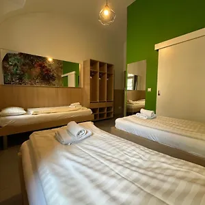 ** Frühstückspension Housingplus Österreich
